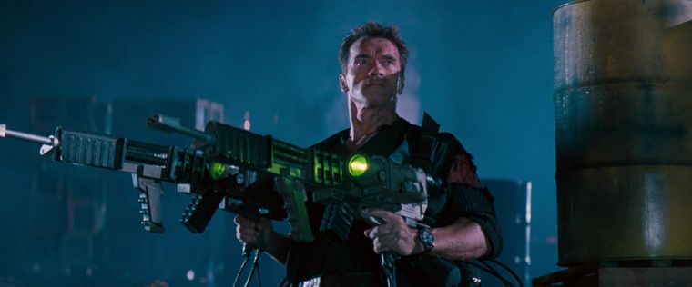Arnold Schwarzenegger es como US Marshal John Krueger para The Eraser (1996)