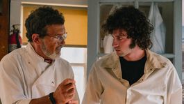 Primeras imagenes de el biopic de Anthony Bourdain. Primeras imagenes de el biopic de Anthony Bourdain.