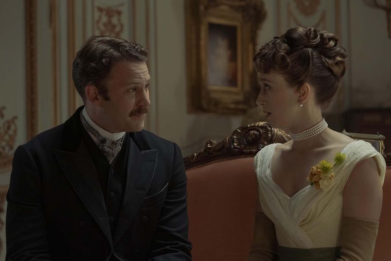 Taissa Farmiga y Ben Lamb. Taissa Farmiga y Ben Lamb.