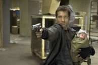 Clive Owen protagoniza esta divertida comedia de acción