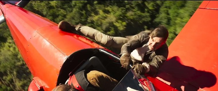 Tom Cruise vuelve a dejarlo todo para conseguir las mejores escenas de acción. Tom Cruise vuelve a dejarlo todo para conseguir las mejores escenas de acción.