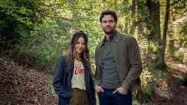 Michelle Keegan y Tom Bateman protagonizan The Woods. Michelle Keegan y Tom Bateman protagonizan The Woods.
