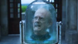 Christopher Lloyd﻿ vuelve al mundo de la Familia Addams.&nbsp;