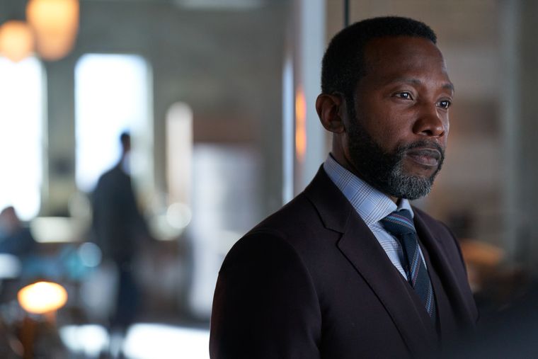 K.C. Collins interpreta al fiscal Theo Forrester. K.C. Collins interpreta al fiscal Theo Forrester. 