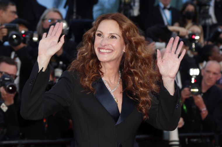 Julia Roberts apareció sorpresivamente en el Festival de Cannes.