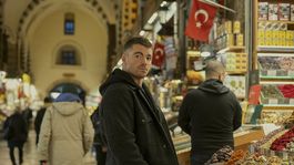 Netflix encargó la misión final para El Agente Nocturno. Netflix encargó la misión final para El Agente Nocturno.