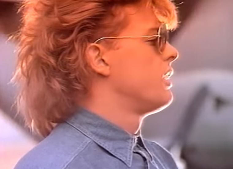 Luis Miguel copió la estética de Top Gun.