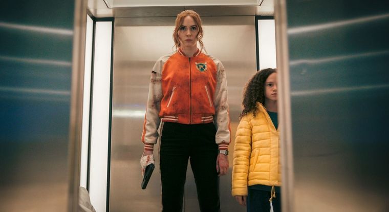 Acción y comedia se mezclan en la nueva e interesante película de Netflix