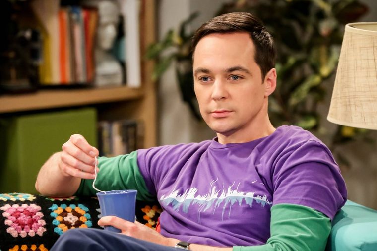 Jim Parsons es recordado por su papel de Sheldon Cooper en The Big Bang Theory