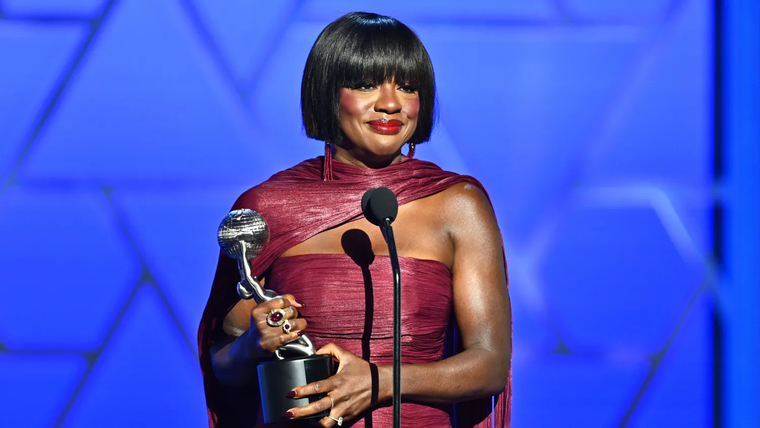 Viola Davis disparó contra la industria por la falta de oportunidades para las actrices negras y la disparidad entre los salarios entre ellas y las intérpretes caucásicas.