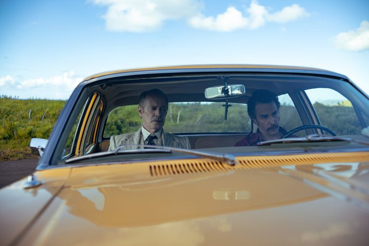 Sam Rockwell y John Malkovich protagonizan Wild Nine Horse. Sam Rockwell y John Malkovich protagonizan Wild Nine Horse. 