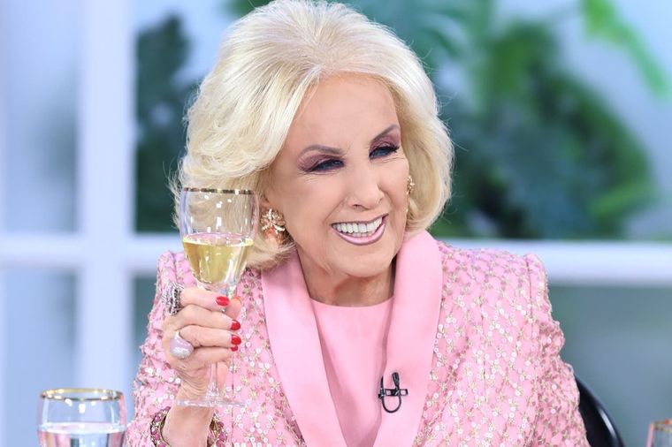 Mirtha Legrand recibió la segunda dosis de la vacuna y podrá volver a la TV