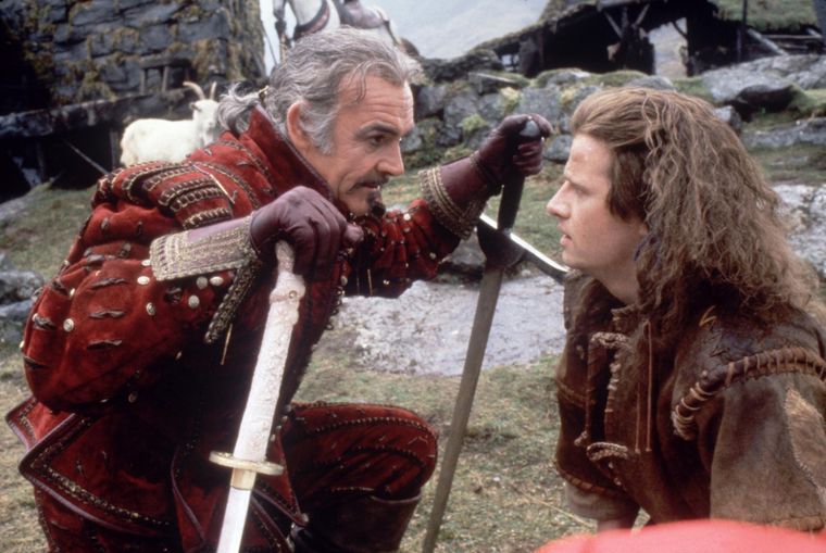 Juan Sánchez Villa-Lobos Ramírez (Sean Connery) y Connor MacLeod (Christopher Lambert) en Highlander. Juan Sánchez Villa-Lobos Ramírez (Sean Connery) y Connor MacLeod (Christopher Lambert) en Highlander.