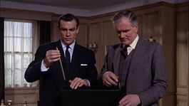 Desmond Llewelyn fue un actor galés, conocido por representar el papel de Q en diecisiete películas de James Bond.