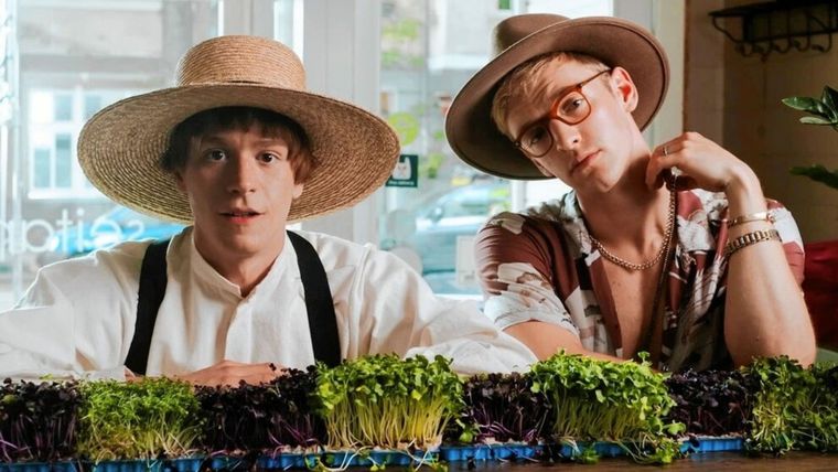Rumspringa cuenta la historia de un joven amish que debe viajar a Berlín