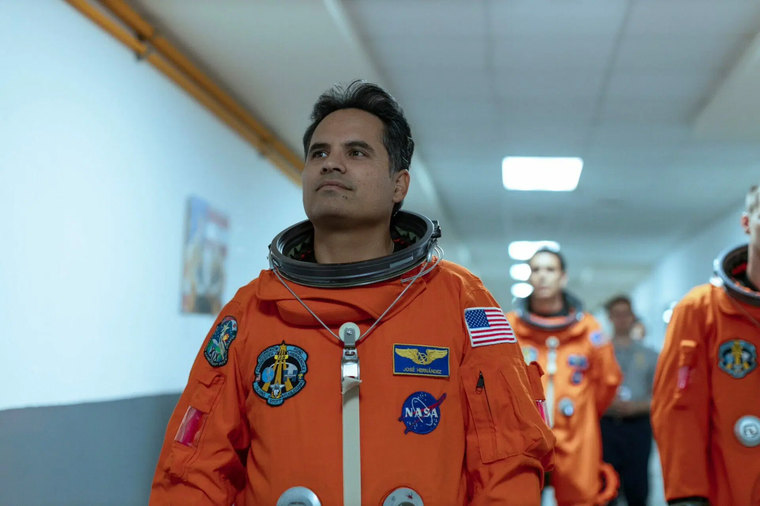 La película cuenta la historia del astronauta José Hernandez
