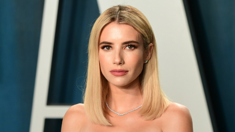 Emma Roberts fue denunciada por una compañera de trabajo.