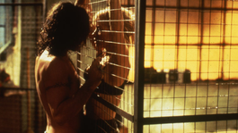 Nunca hables con extraños: erotismo, violencia y poder.