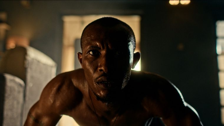 Tòkunbò tiene una duración de 112 minutos