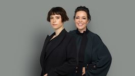 Olivia Colman y Jessie Buckley