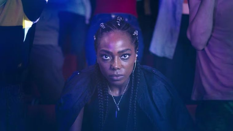 Una deportista deberá encontrar la manera de destacarse a pesar de estar en desventaja con los demás