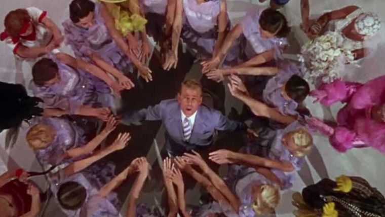 Cantando bajo la lluvia (1952).