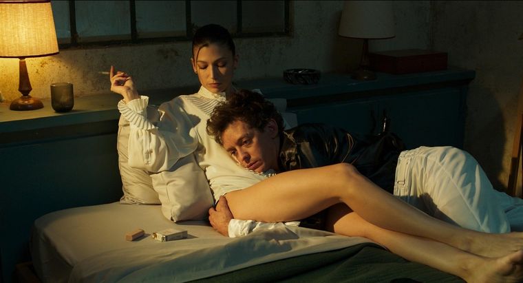 Úrsula Corberó es una de las protagonistas de El Jockey