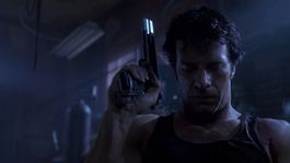 Disparos, luchas y venganza en la película que la rompa en Netflix