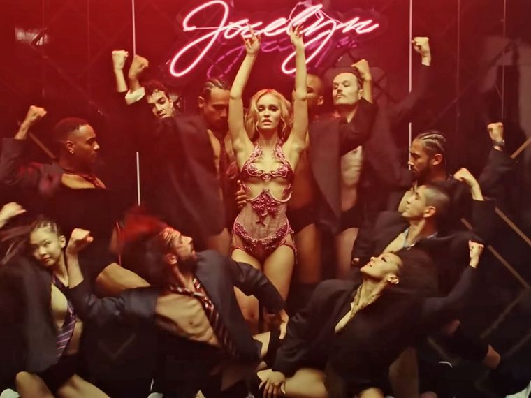 El primer avance dejar ver los dotes actorales de la joven Depp