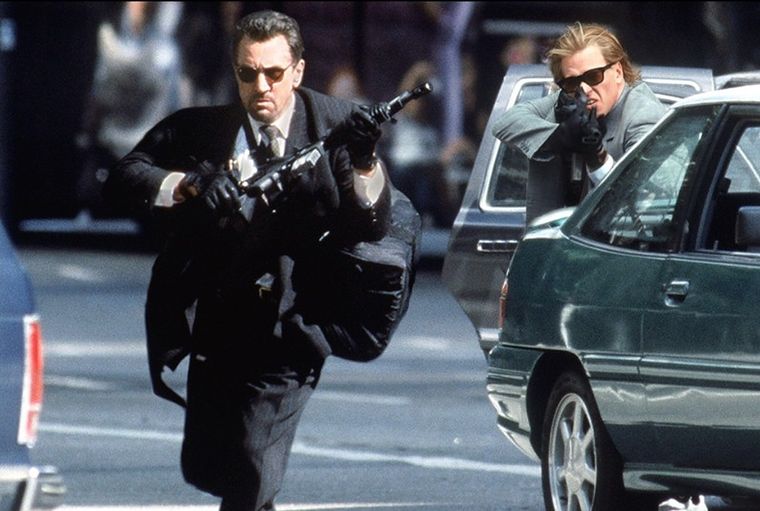 Robert De Niro es uno de los protagonistas de Fuego contra fuego
