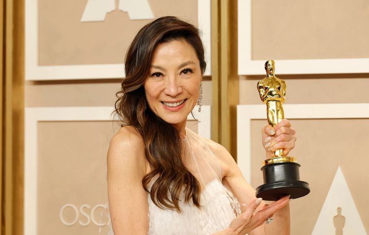 Michelle Yeoh, la ganadora del Oscar 2023.