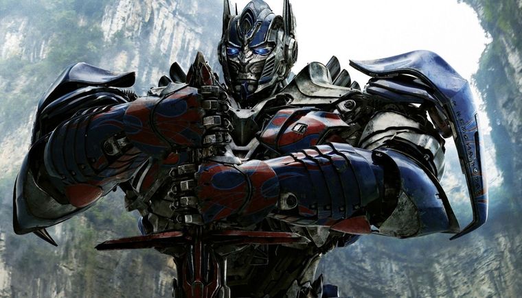 Sin Michael Bay, Optimus regresará para el 2023