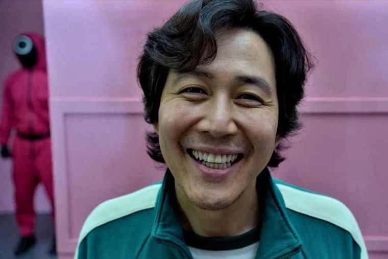 Seong Gi-hun está contento porque podrá concluir sus planes.