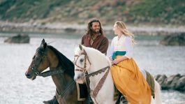 El actor turco Can Yaman lidera el elenco de Sandokán. El actor turco Can Yaman lidera el elenco de Sandokán.