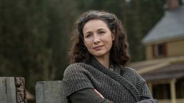 Caítriona Balfe interpreta a Claire Fraser en la serie