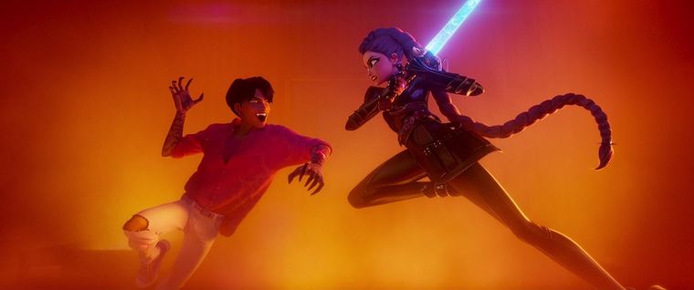 Las Guerreras K-Pop libran una intensa batalla en los baños. Las Guerreras K-Pop libran una intensa batalla en los baños.