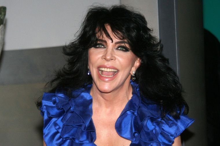 Verónica Castro ha conquistado muchos corazones a lo largo de su carrera artística.