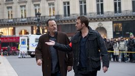 Por qué no deberías dejar de ver Jo, la serie policial con Jean Reno que acaba de llegar a A&E