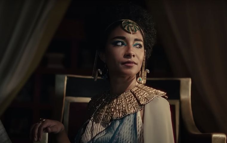 Adele James interpreta a la gobernante del Antiguo Egipto