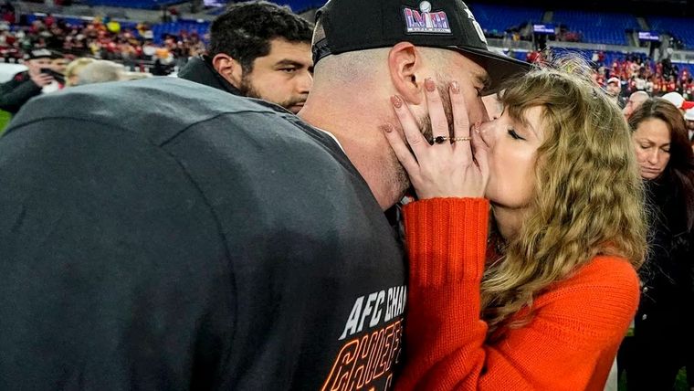 Taylor Swift y Travis Kelce podrían comprometerse en el Super Bowl