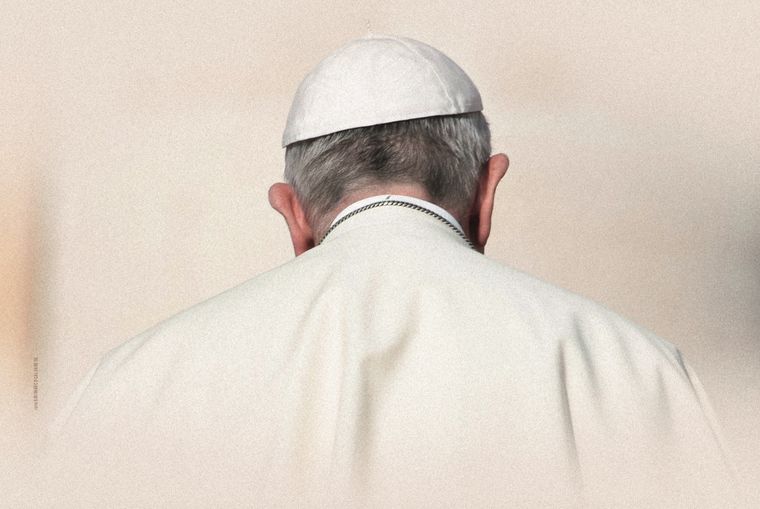 Il Nostro Papa, repentino suceso en Disney+, sigue a un actor que inicia su propia investigación sobre la vida del Papa Francisco&nbsp;para comprender el personaje