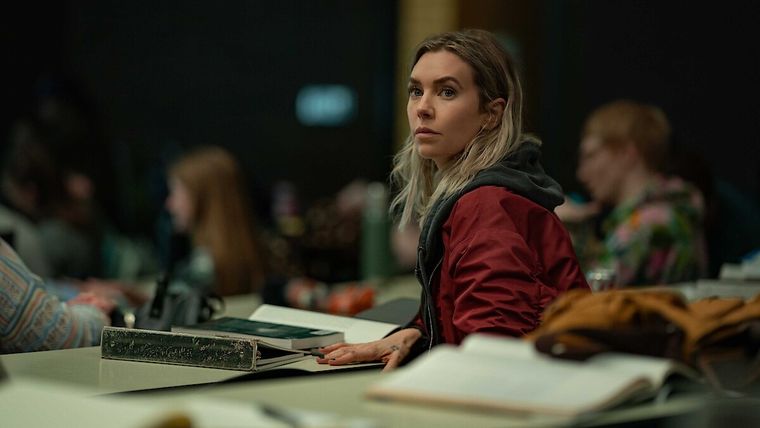 Vanessa Kirby protagoniza La noche siempre llega