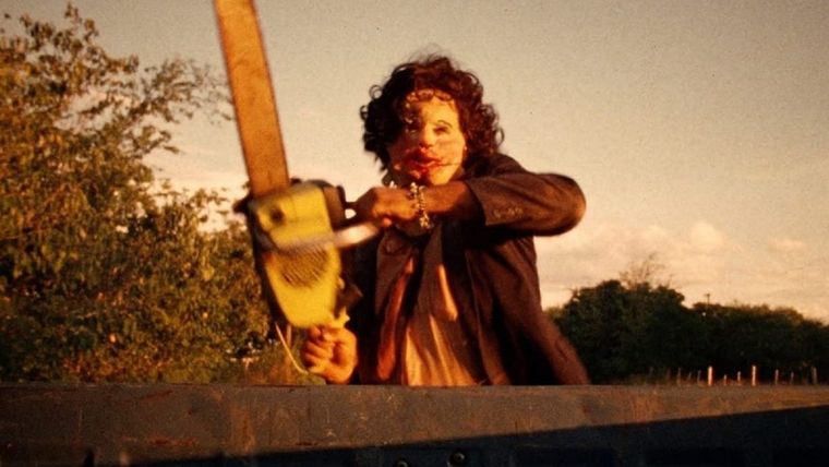 The Texas Chain Saw Massacre contó con la dirección de Tobe Hopper The Texas Chain Saw Massacre contó con la dirección de Tobe Hopper