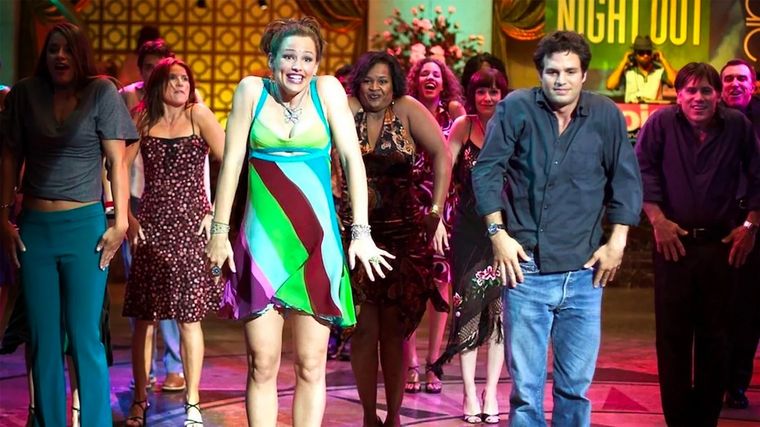 Jennifer Garner y Mark Ruffalo protagonizan la cinta original de Si tuviera 30 (2004).