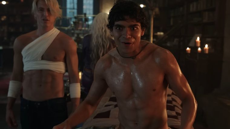 Sanji y Luffy recuperándose de sus heridas. Sanji y Luffy recuperándose de sus heridas.