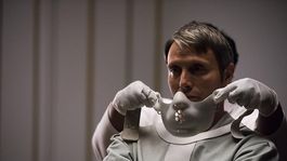 Vuelve a ver esta serie y describe nuevos detalles y secretos.