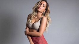 anitta derritio la nieve esquiando con una bikini cavadisima anitta derritio la nieve esquiando con una bikini cavadisima