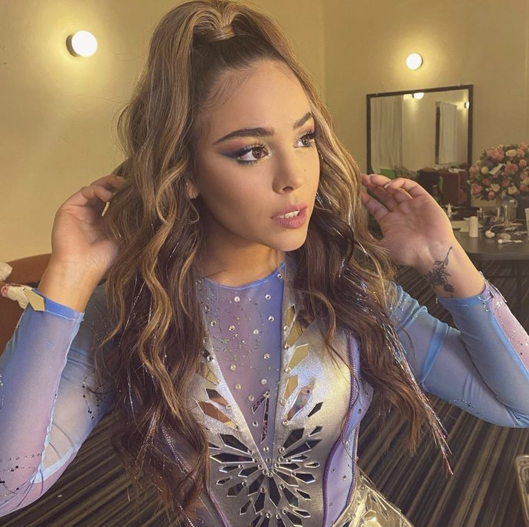 Danna Paola volvió a postear una foto con una sugestiva dedicatoria