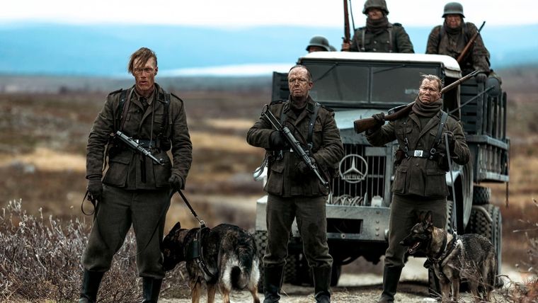 La película se ambienta en un escenario bélico verídico. La película se ambienta en un escenario bélico verídico. 