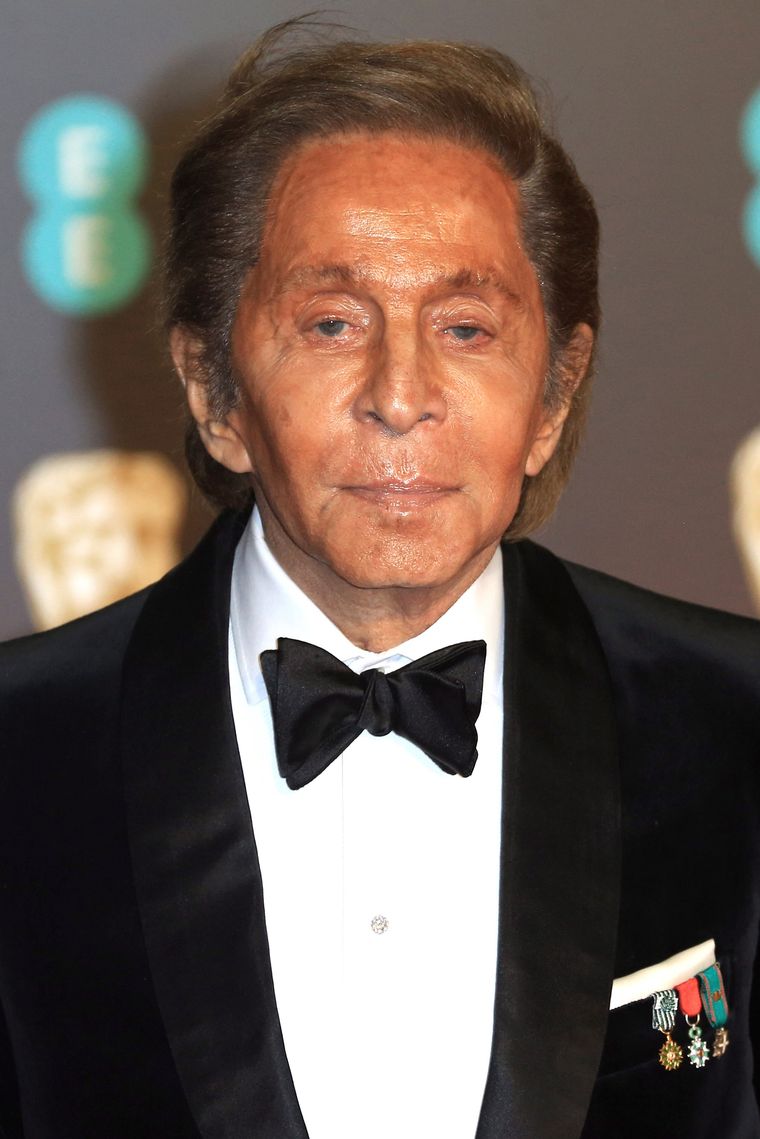 Valentino fue una de las figuras más influyentes en el mundo de la moda. Valentino fue una de las figuras más influyentes en el mundo de la moda. 